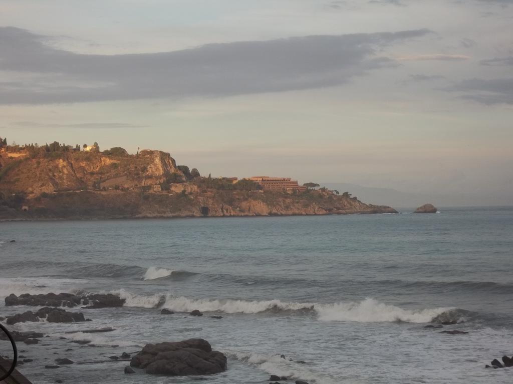 Mare E Monti Villa Giardini Naxos Cameră foto